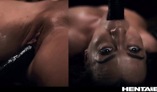 Хохлушку Юлию Сенюк aka Josephine Jackson трахнуло чудовище многочлен и влило в красотку ведро спермы во все дыры